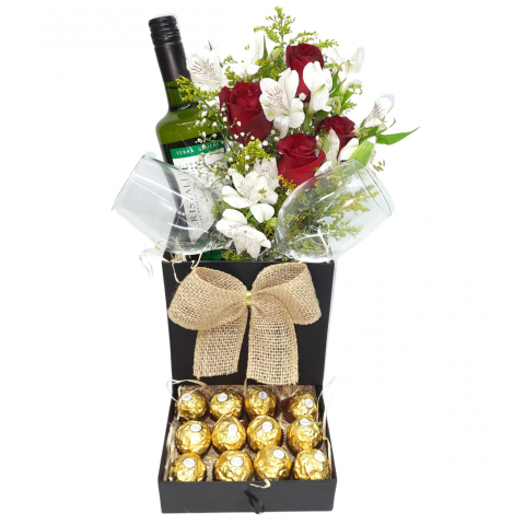 Porta Jóias Amor Intenso (Arranjo + Chocolate + Vinho + Taças)